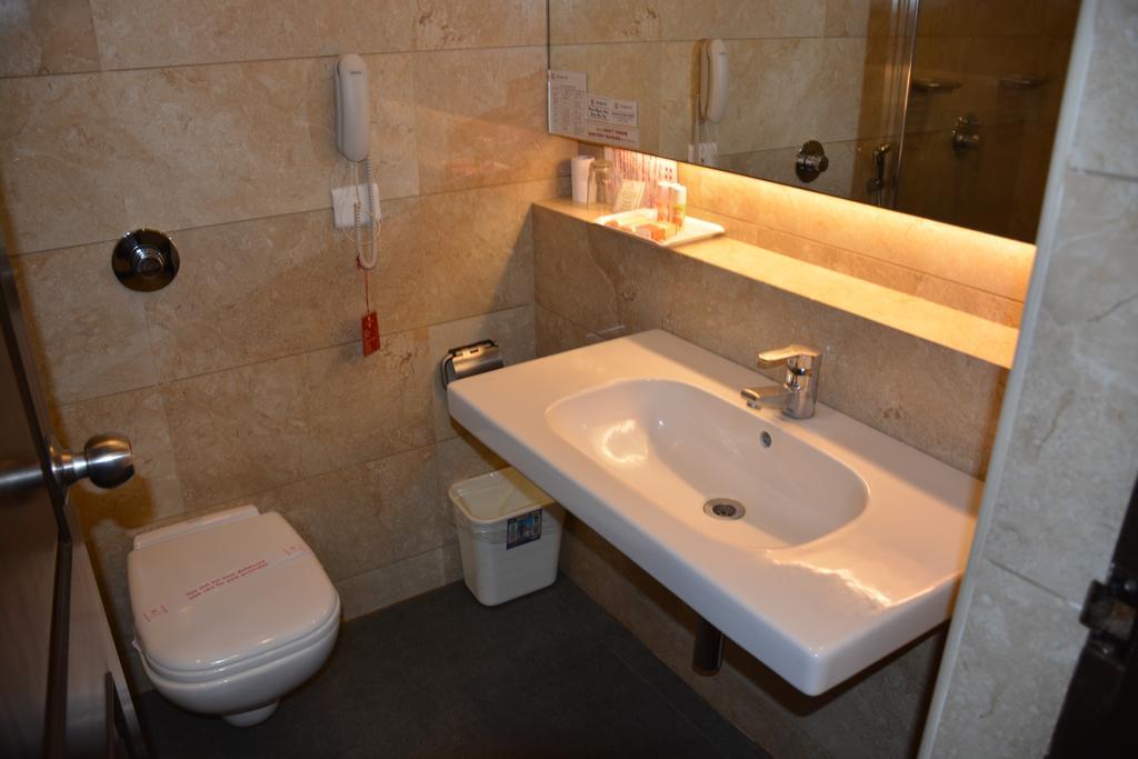 Hotel Heritage Inn Coimbatore Exterior photo